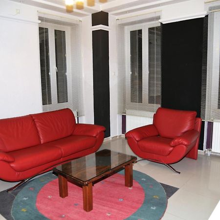Hotel Ambasador Битола Экстерьер фото